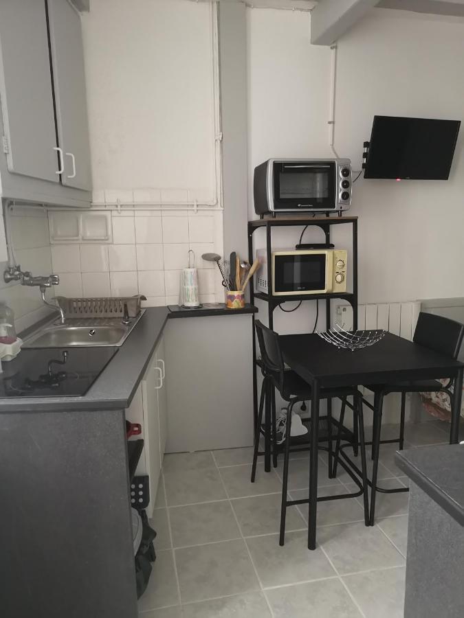 Chez Cathe Apartment Rieux-Minervois Bagian luar foto